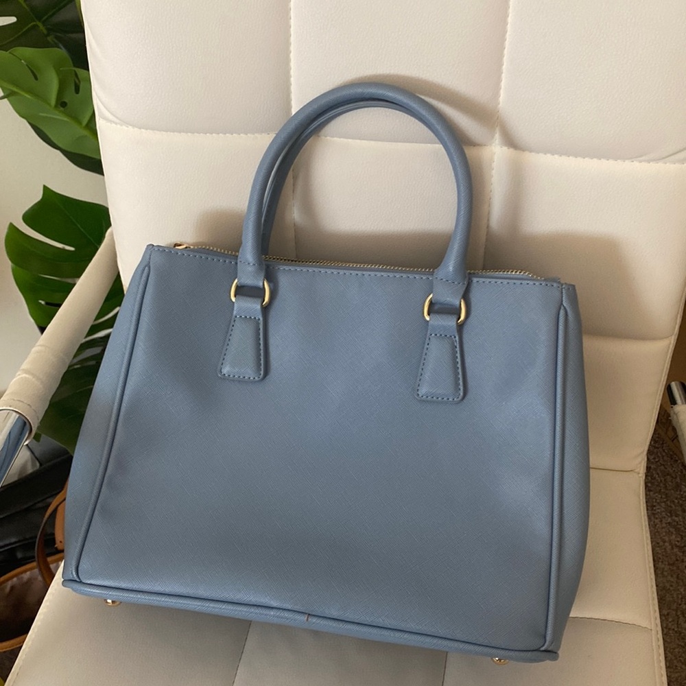 Forever21 Saffiano baby blue purse